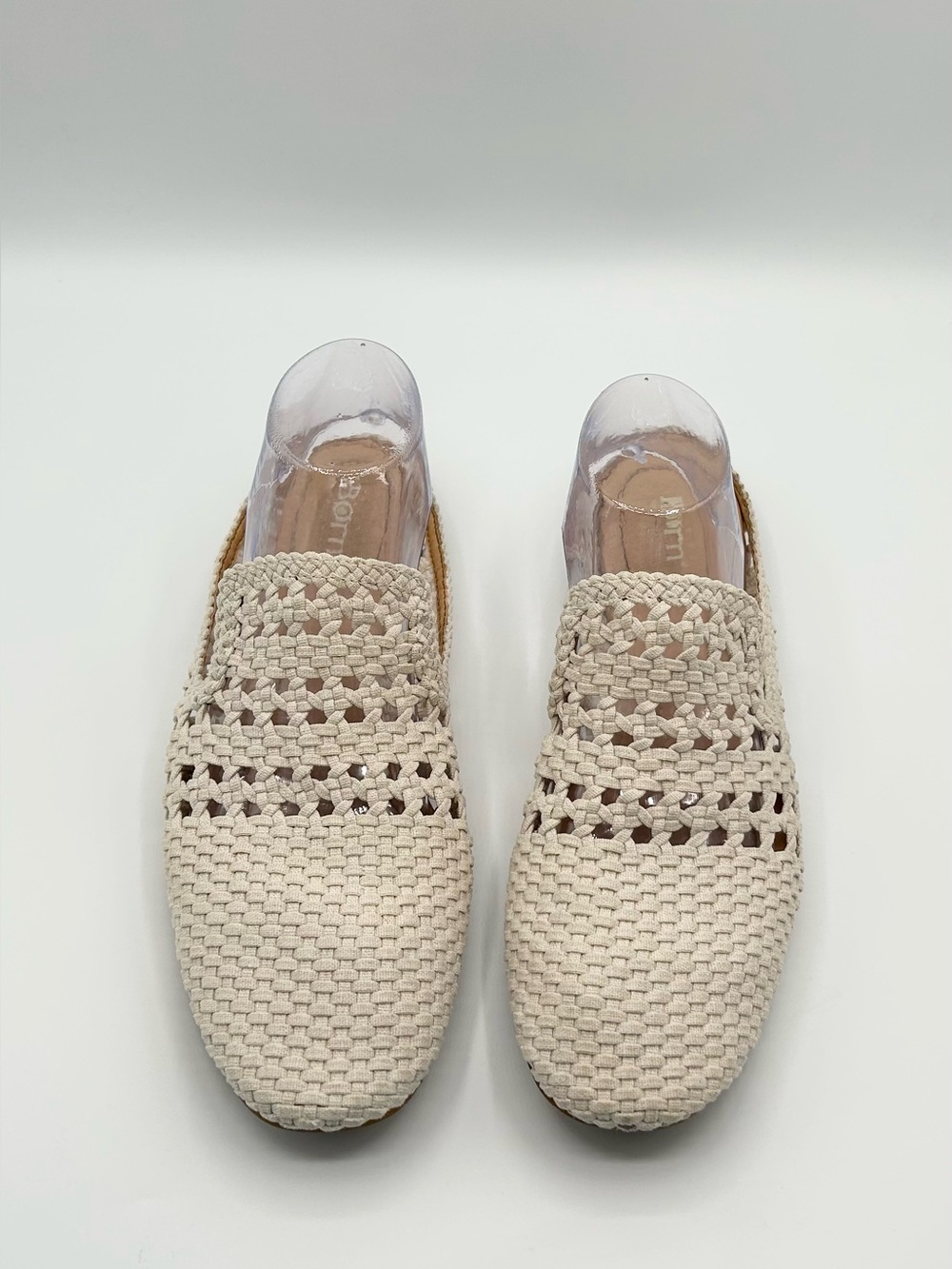 Born Cream Ivory Slip On Flats Mules Sandals Women’s Size 10 - Picture 4 of 7